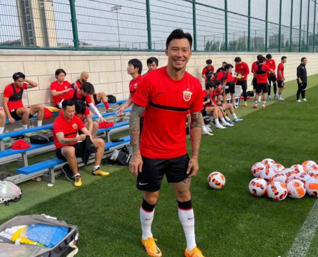 专访张琳芃：回到梦开始的地方 为海港多绣几颗星！